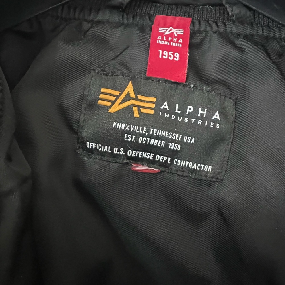 Alpha Industries L-2B CROPPED GEN II BOMBER JACKET W - Picture 4 of 8